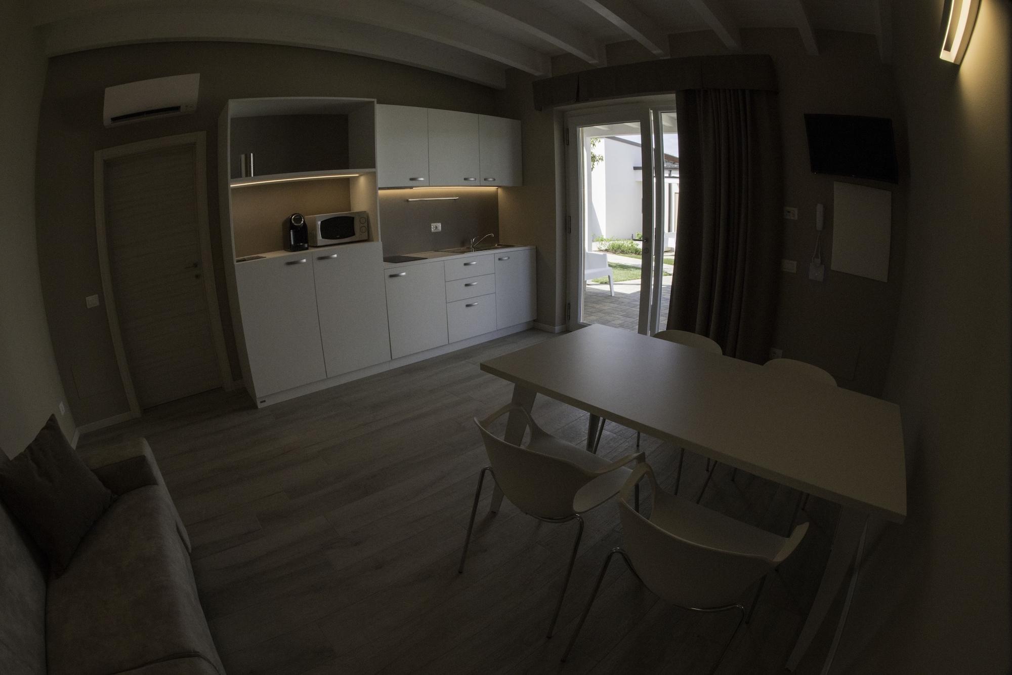 Aurora Aparthotel Peschiera del Garda Zewnętrze zdjęcie
