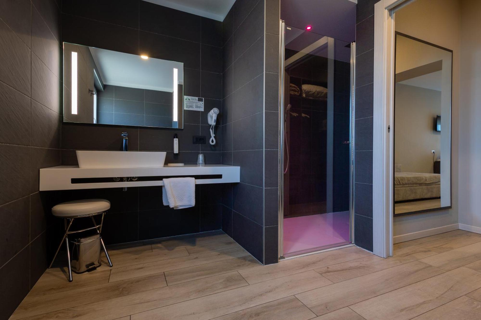 Aurora Aparthotel Peschiera del Garda Zewnętrze zdjęcie