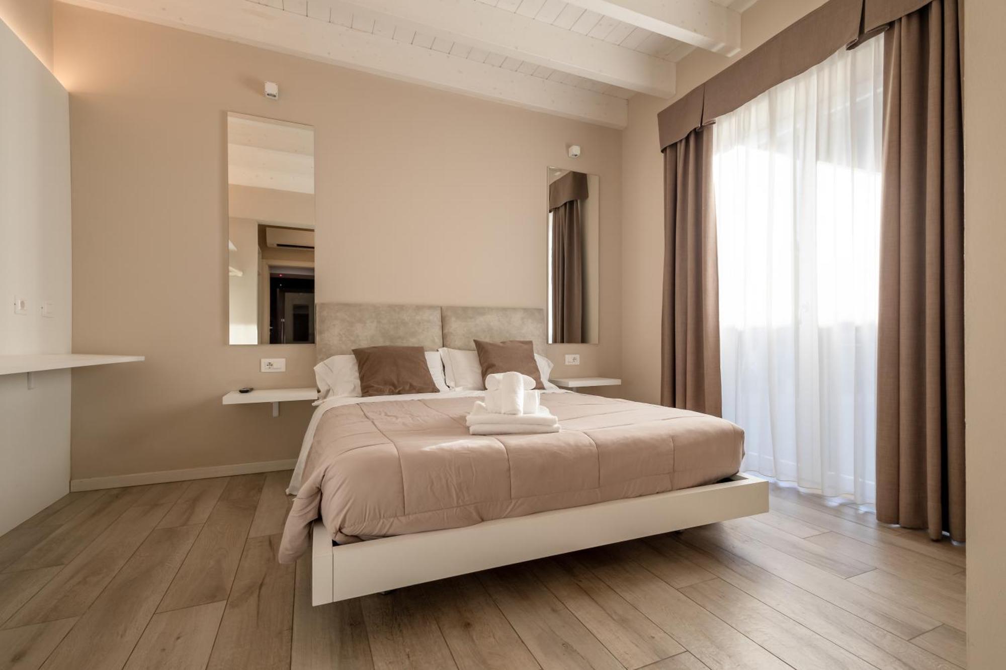Aurora Aparthotel Peschiera del Garda Zewnętrze zdjęcie
